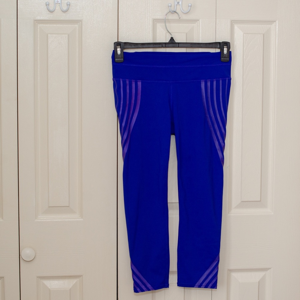 Athleta Crop Leggings Size Small